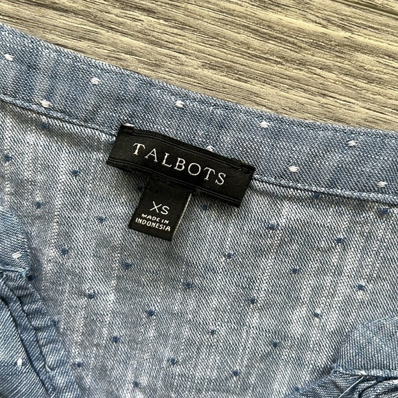 Talbots Blue Blouse with White Dotted Design Size XS - Picture 2 of 8